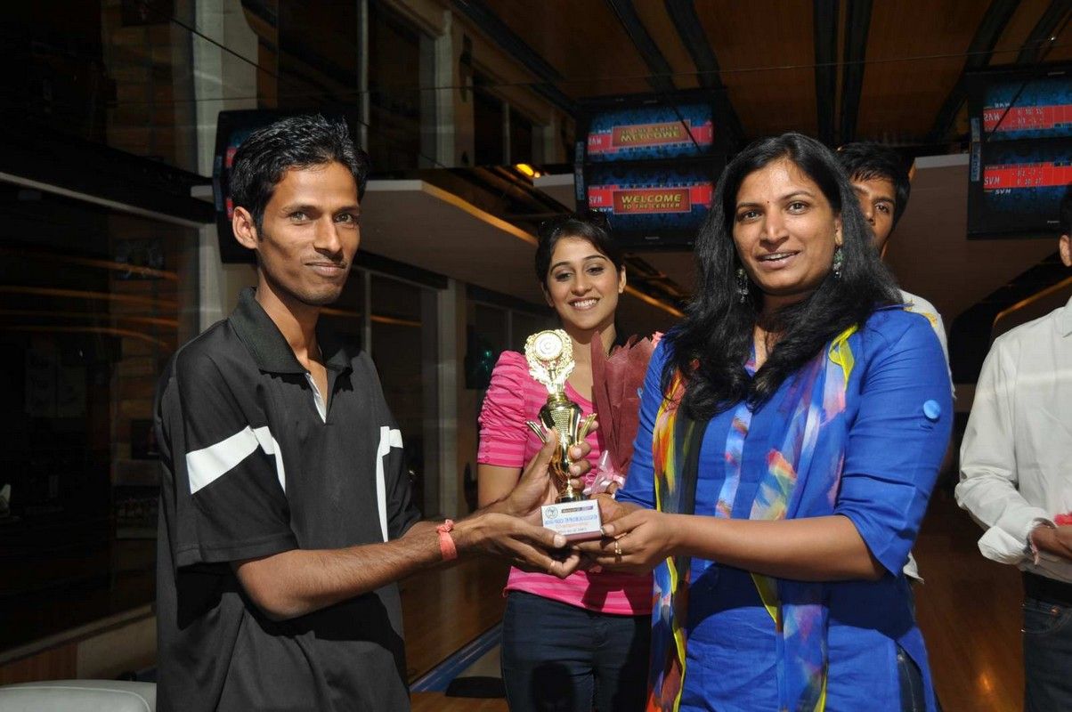Routine love story Movie team presents trophies to ap bowling team at svm bowling Pictures | Picture 328698