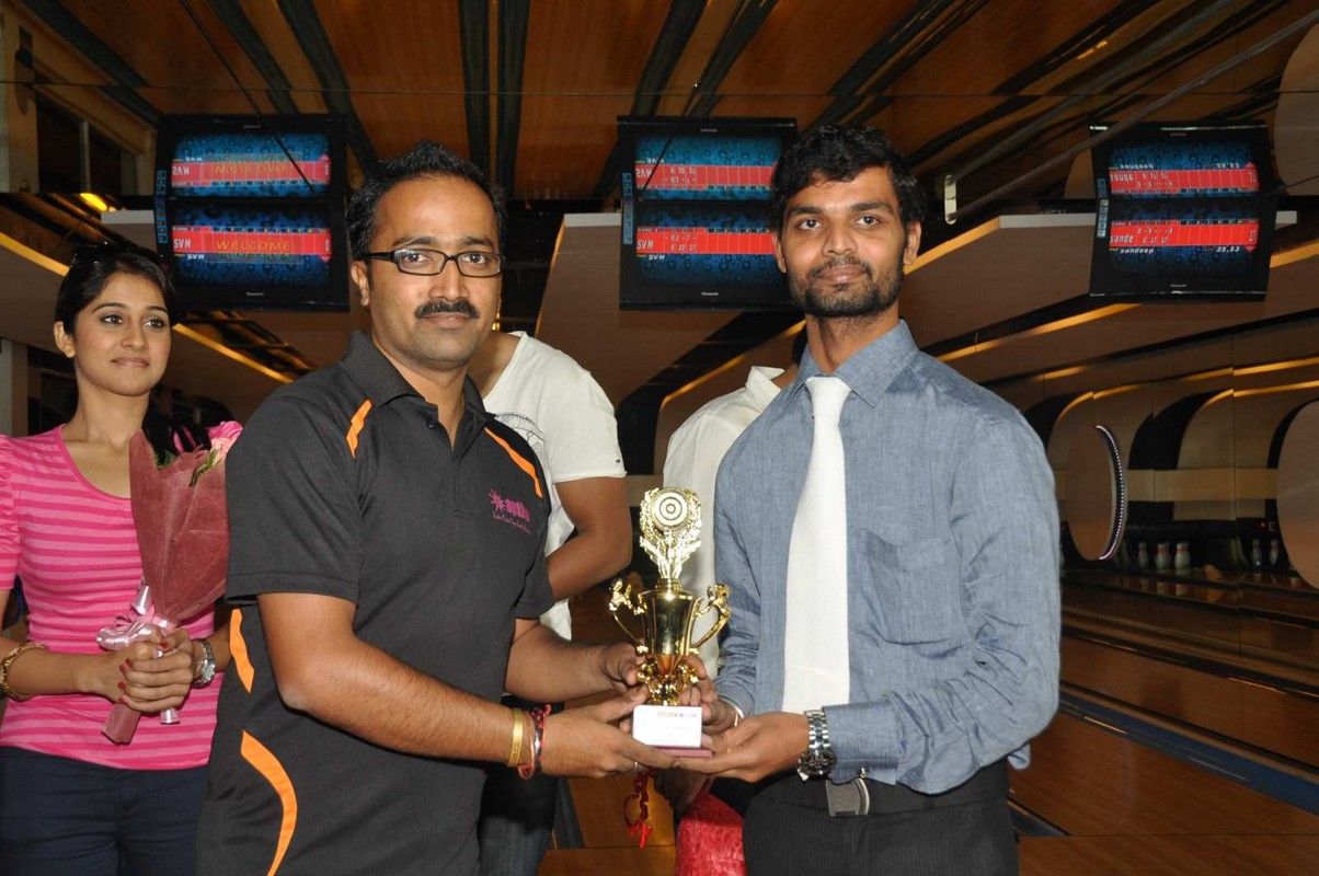 Routine love story Movie team presents trophies to ap bowling team at svm bowling Pictures | Picture 328746
