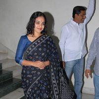 Nithya Menon In Black Saree at Okkadine Audio Release Pictures | Picture 303397