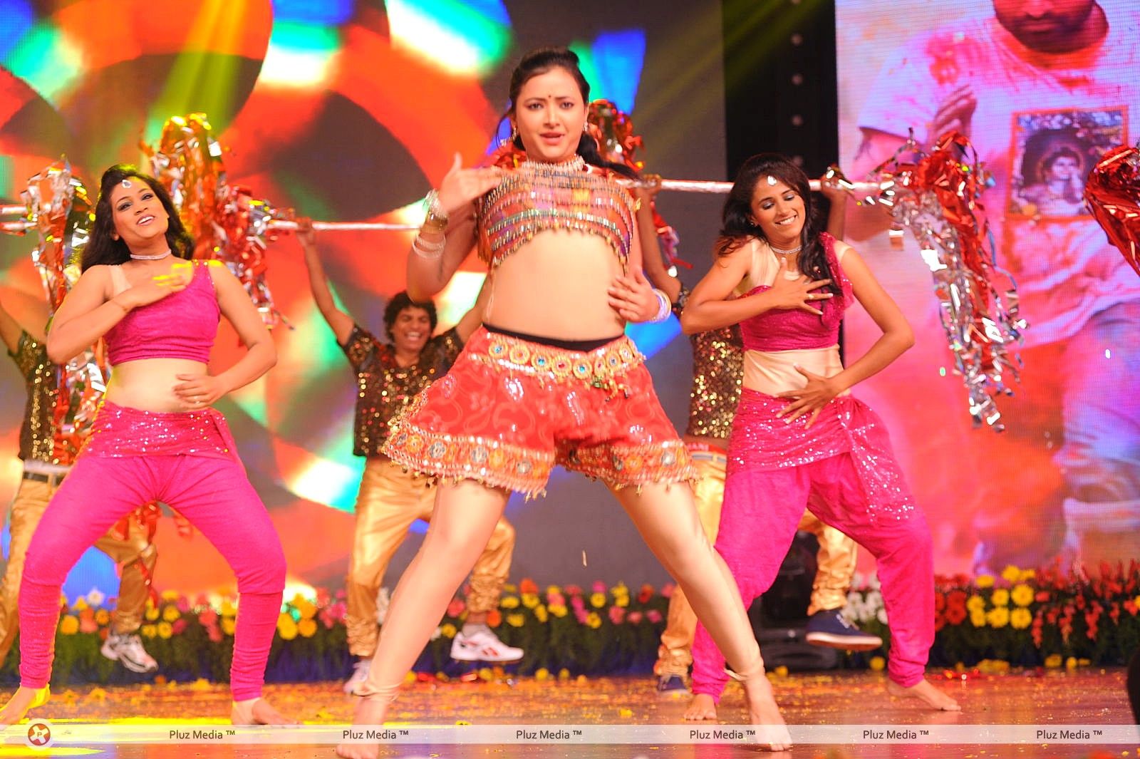 Swetha Basu Prasad - Genius Telugu Movie Audio Launch Pictures | Picture 304942