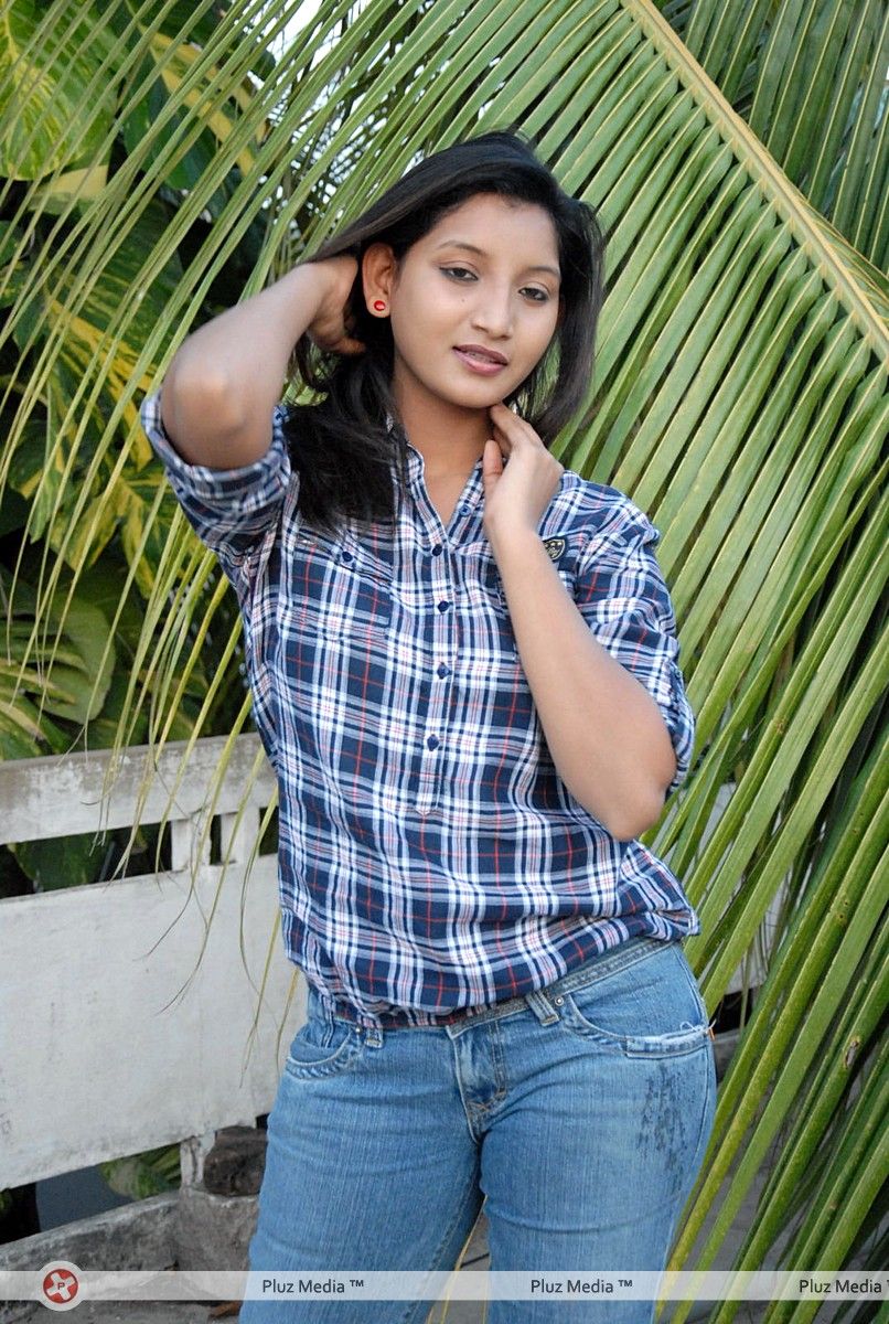 Actress Vinisha at 3 Eye Creations Pressmeet Stills | Picture 304364