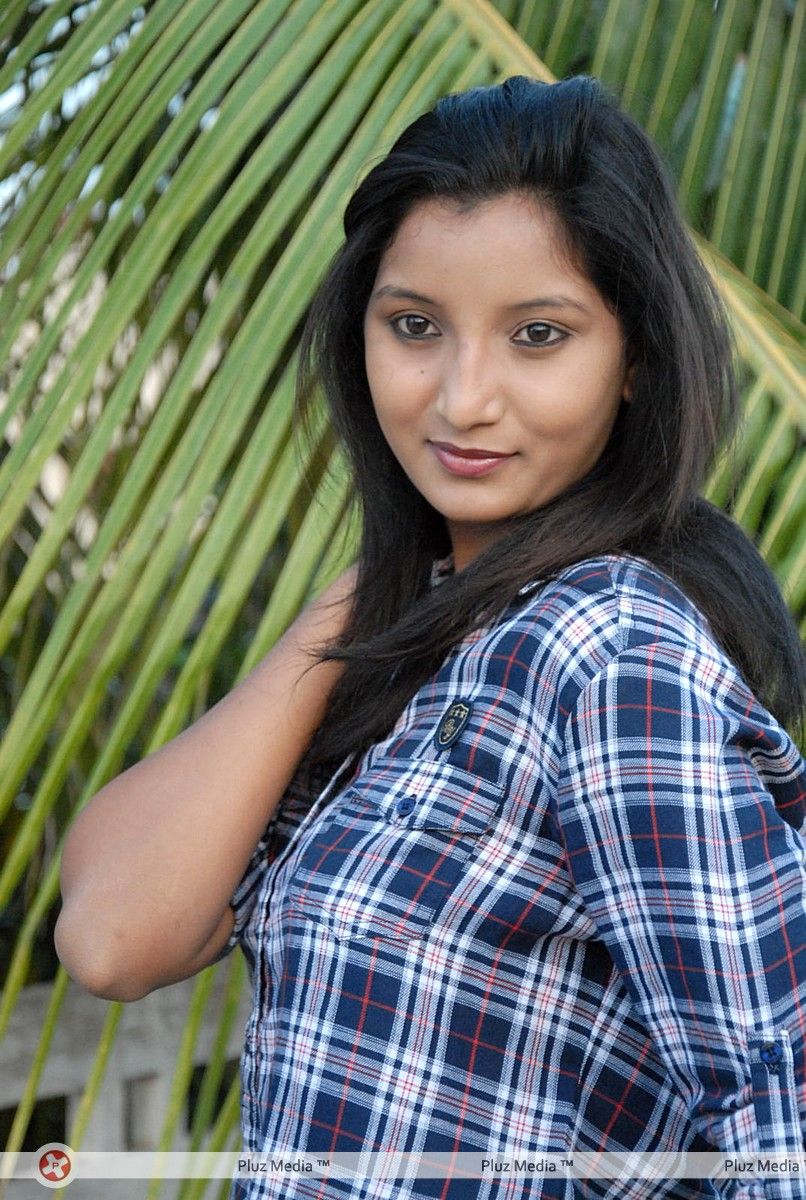 Actress Vinisha at 3 Eye Creations Pressmeet Stills | Picture 304368