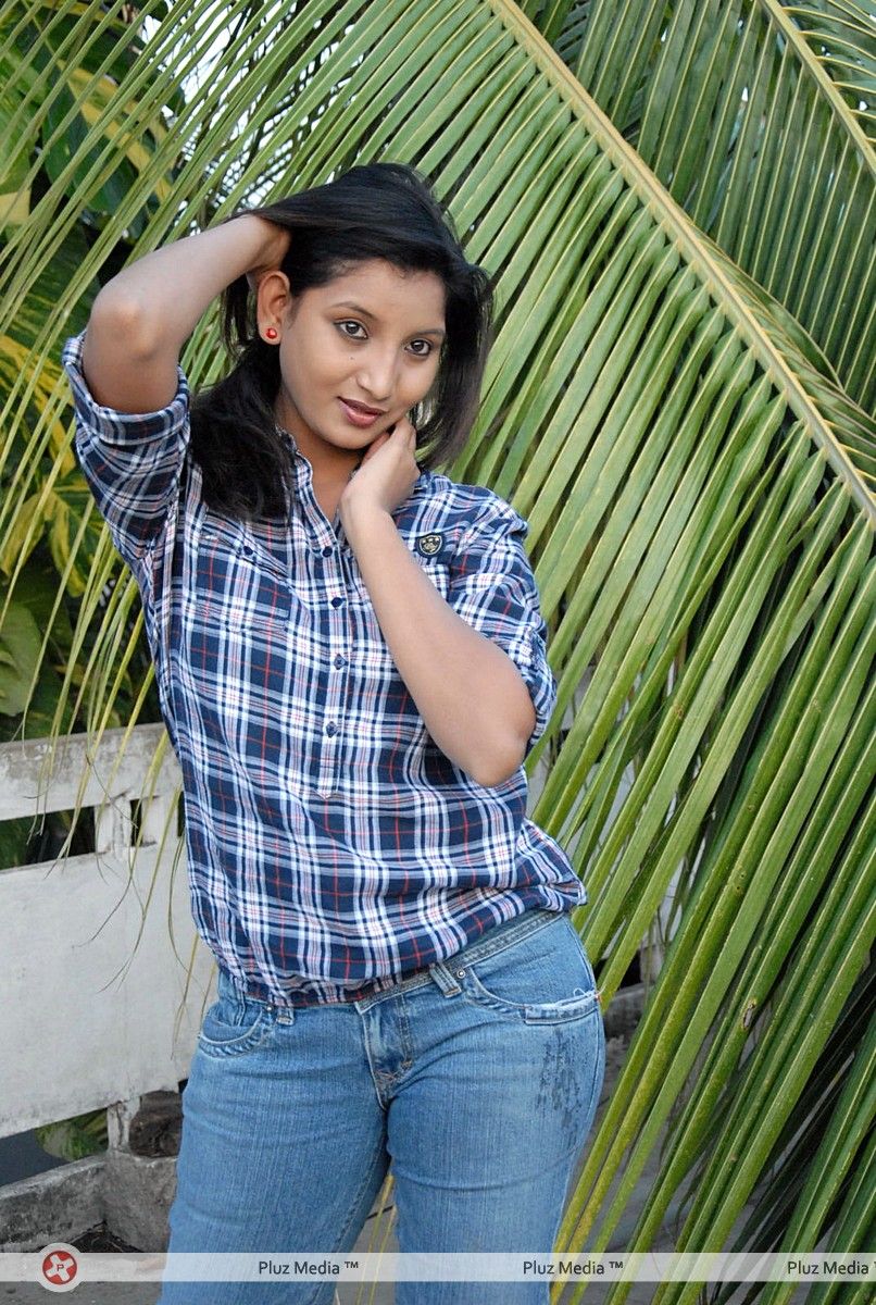 Actress Vinisha at 3 Eye Creations Pressmeet Stills | Picture 304371