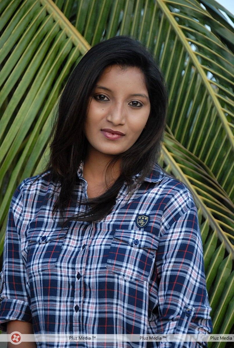 Actress Vinisha at 3 Eye Creations Pressmeet Stills | Picture 304390