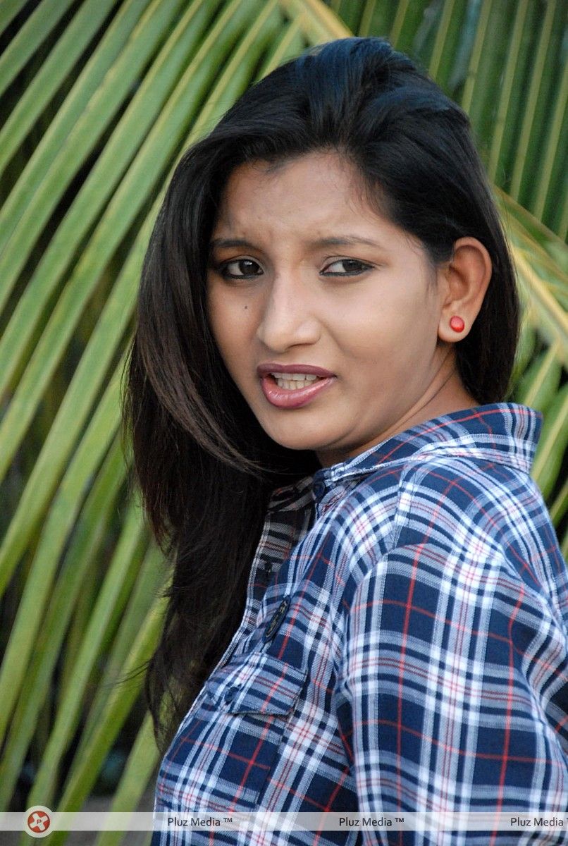 Actress Vinisha at 3 Eye Creations Pressmeet Stills | Picture 304394