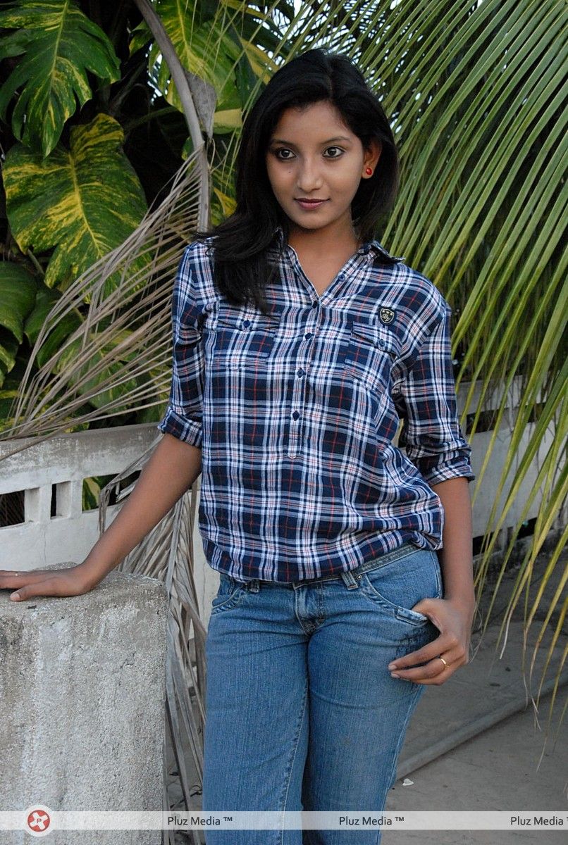 Actress Vinisha at 3 Eye Creations Pressmeet Stills | Picture 304404