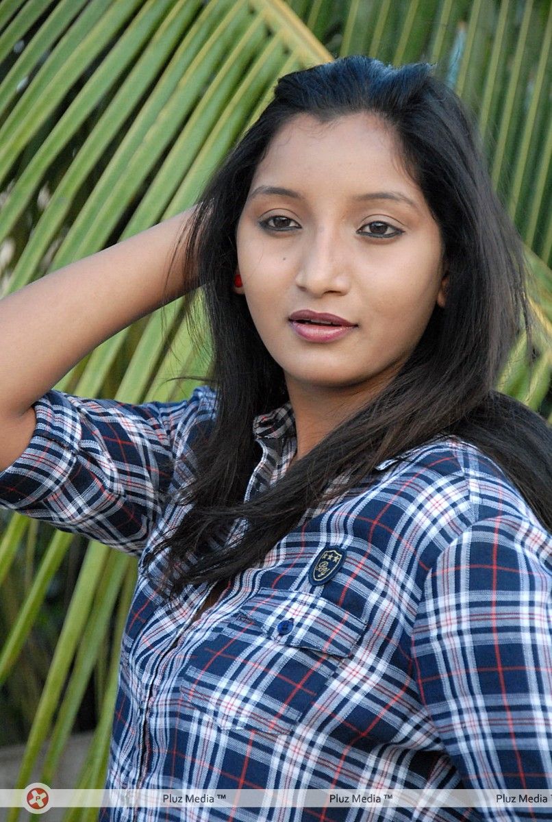 Actress Vinisha at 3 Eye Creations Pressmeet Stills | Picture 304405