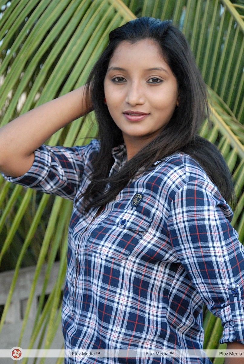 Actress Vinisha at 3 Eye Creations Pressmeet Stills | Picture 304415