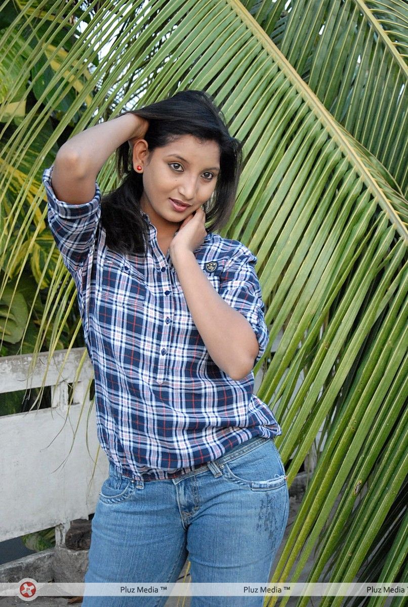 Actress Vinisha at 3 Eye Creations Pressmeet Stills | Picture 304429