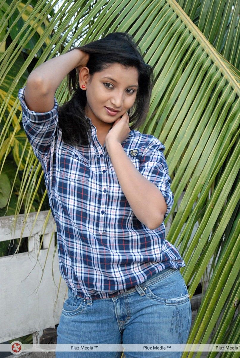 Actress Vinisha at 3 Eye Creations Pressmeet Stills | Picture 304431