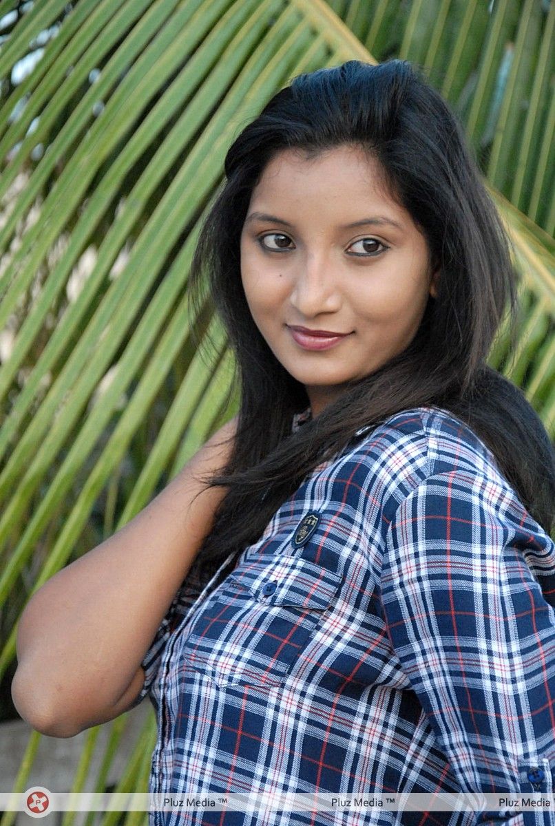 Actress Vinisha at 3 Eye Creations Pressmeet Stills | Picture 304435