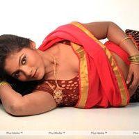 Actress Shruthi Hot Photo Shoot Pictures | Picture 305462