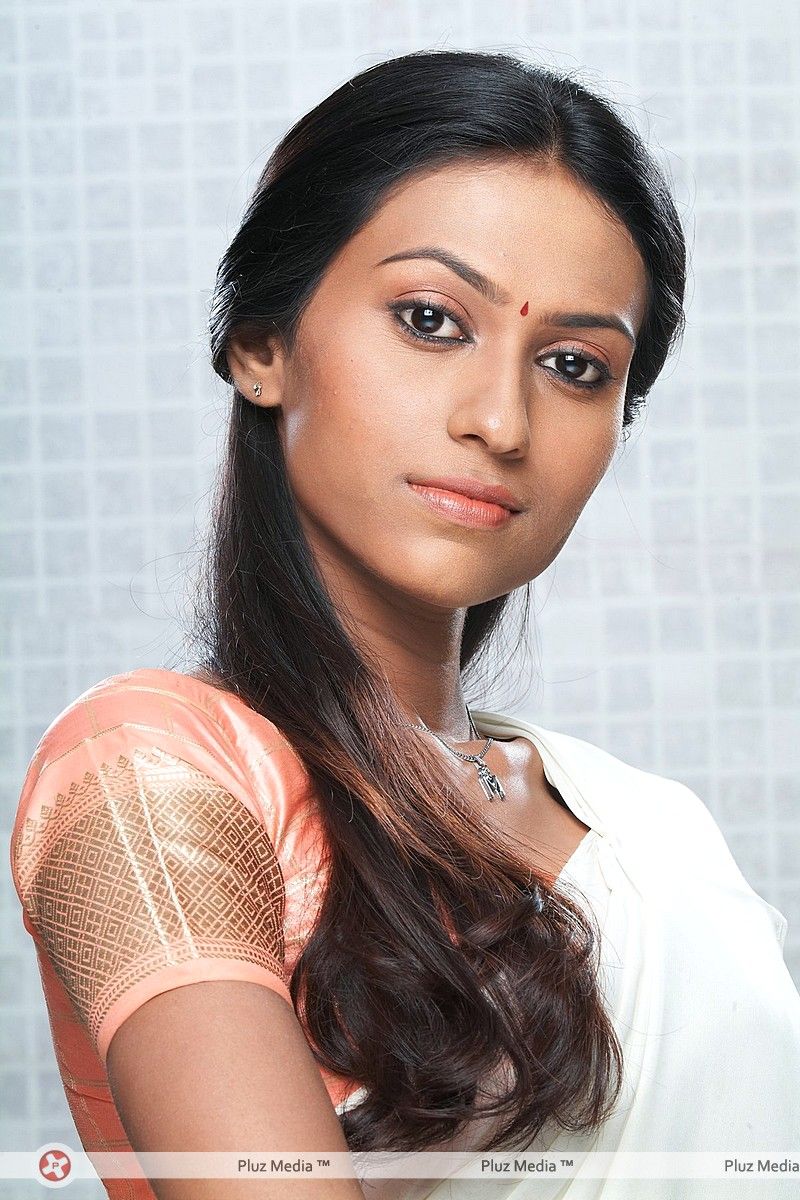 Actress Susiq Photoshoot Stills | Picture 308016