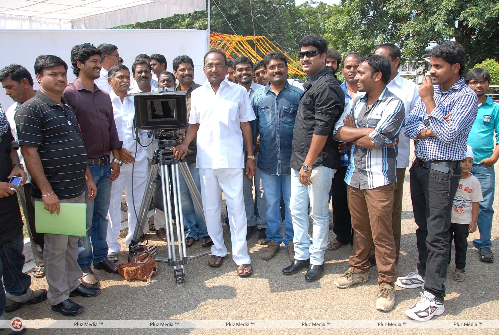 Ag & Ag Productions No. 1 Movie Opening Pictures | Picture 307979