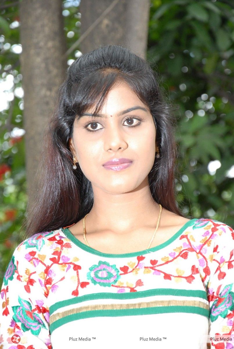 Radhika at Missed Call Movie Launch Pictures | Picture 265483