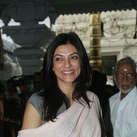 Susmitha Sen - Sushmita Sen at Hyderabad Film Nagar Temple Pictures | Picture 274168
