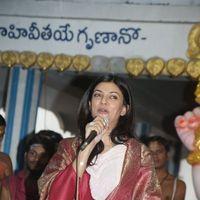 Sushmita Sen at Hyderabad Film Nagar Temple Pictures | Picture 274245