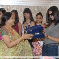 Sushmita Sen in Vasundhara Jewellers Pictures | Picture 273982