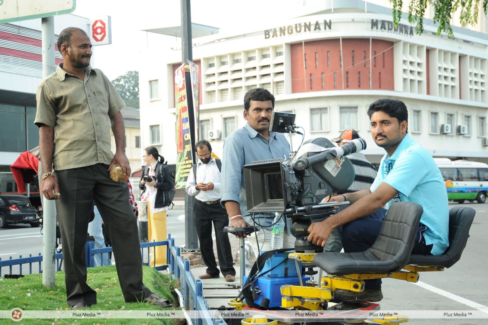 Telugu Abbai Movie Working Stills | Picture 273999