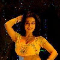 Asha Saini Hot Stills from Song | Picture 275438