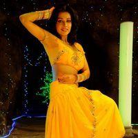 Asha Saini Hot Stills from Song | Picture 275448