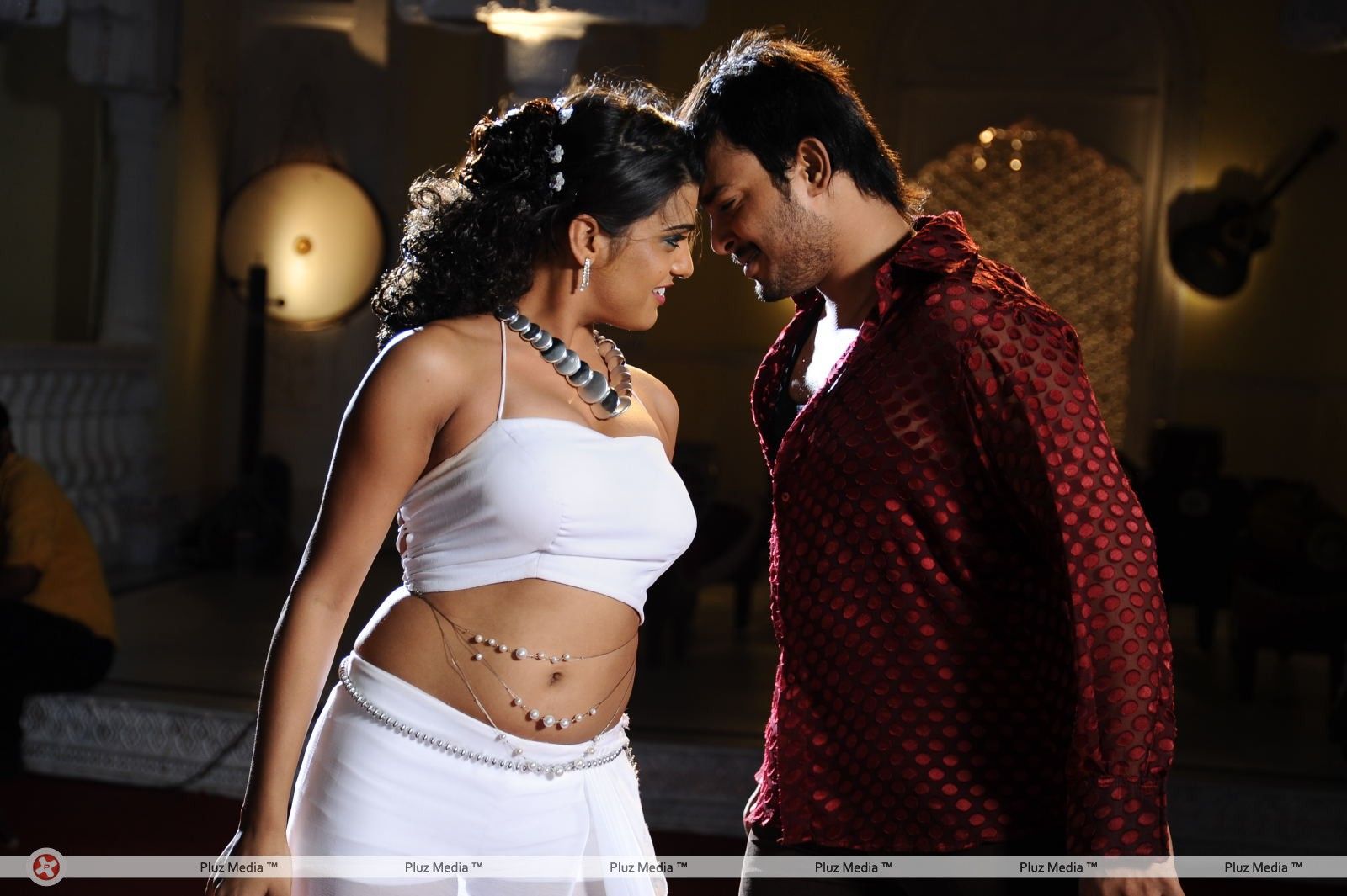 Telugu Abbai Movie Hot Stills | Picture 279698
