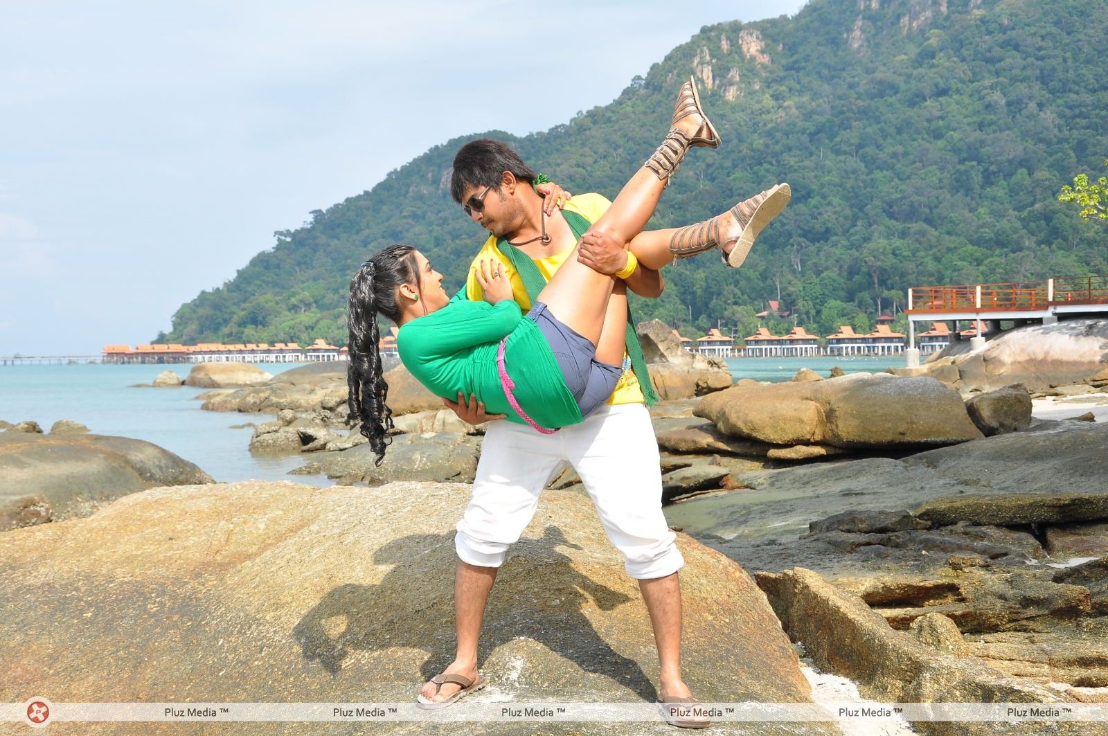 Telugu Abbai Movie Hot Stills | Picture 279764