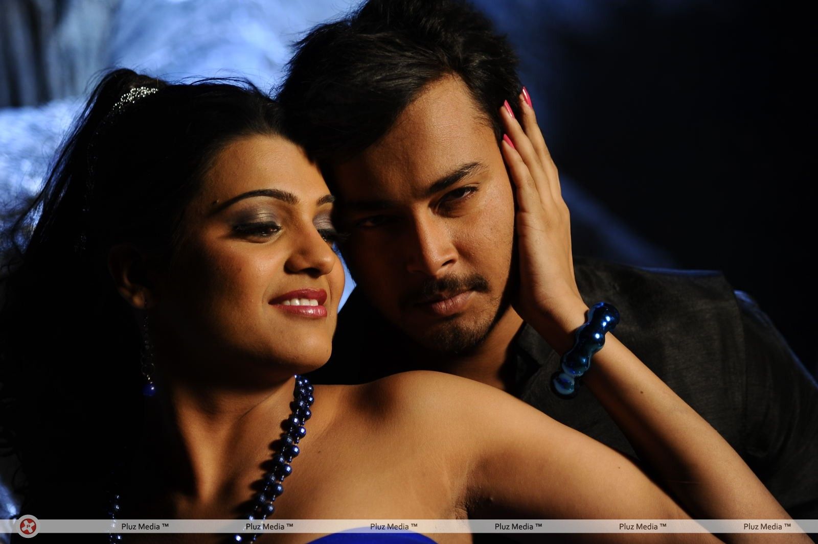 Telugu Abbai Movie Hot Stills | Picture 279765