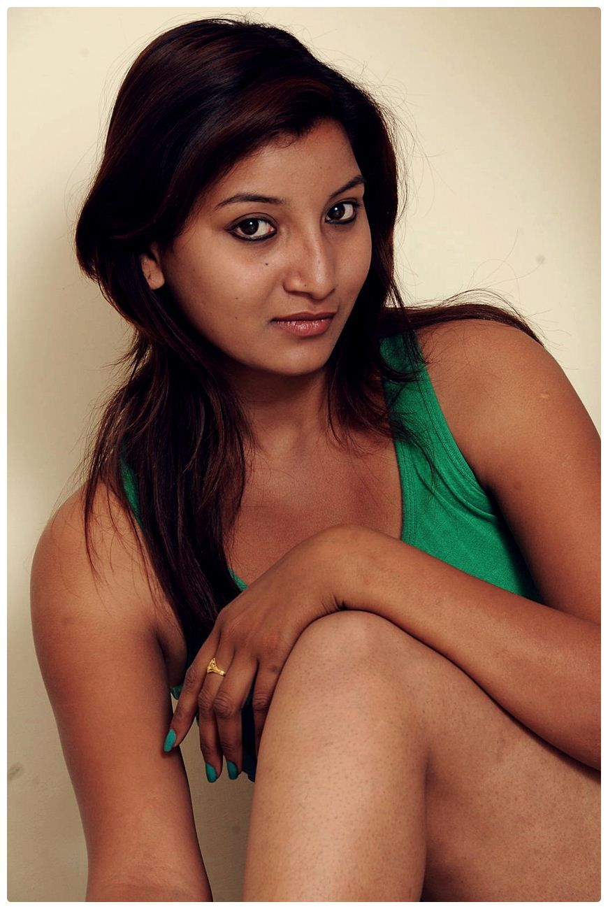 Actress Vinni Hot Stills | Picture 422577