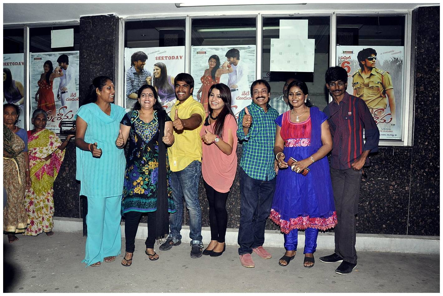 Gola Seenu Movie team in Usha Mayuri Theater Pictures | Picture 429549