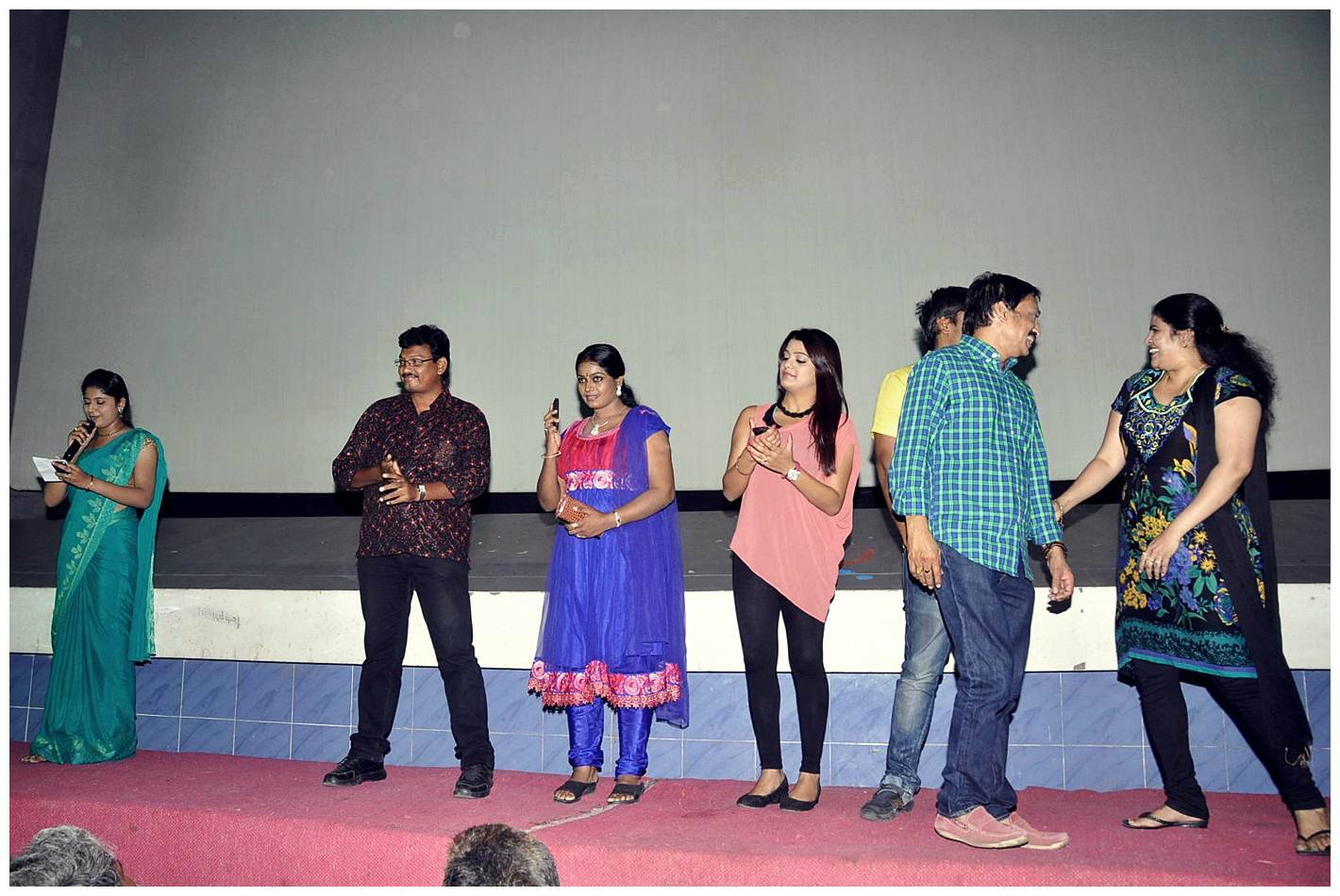 Gola Seenu Movie team in Usha Mayuri Theater Pictures | Picture 429551