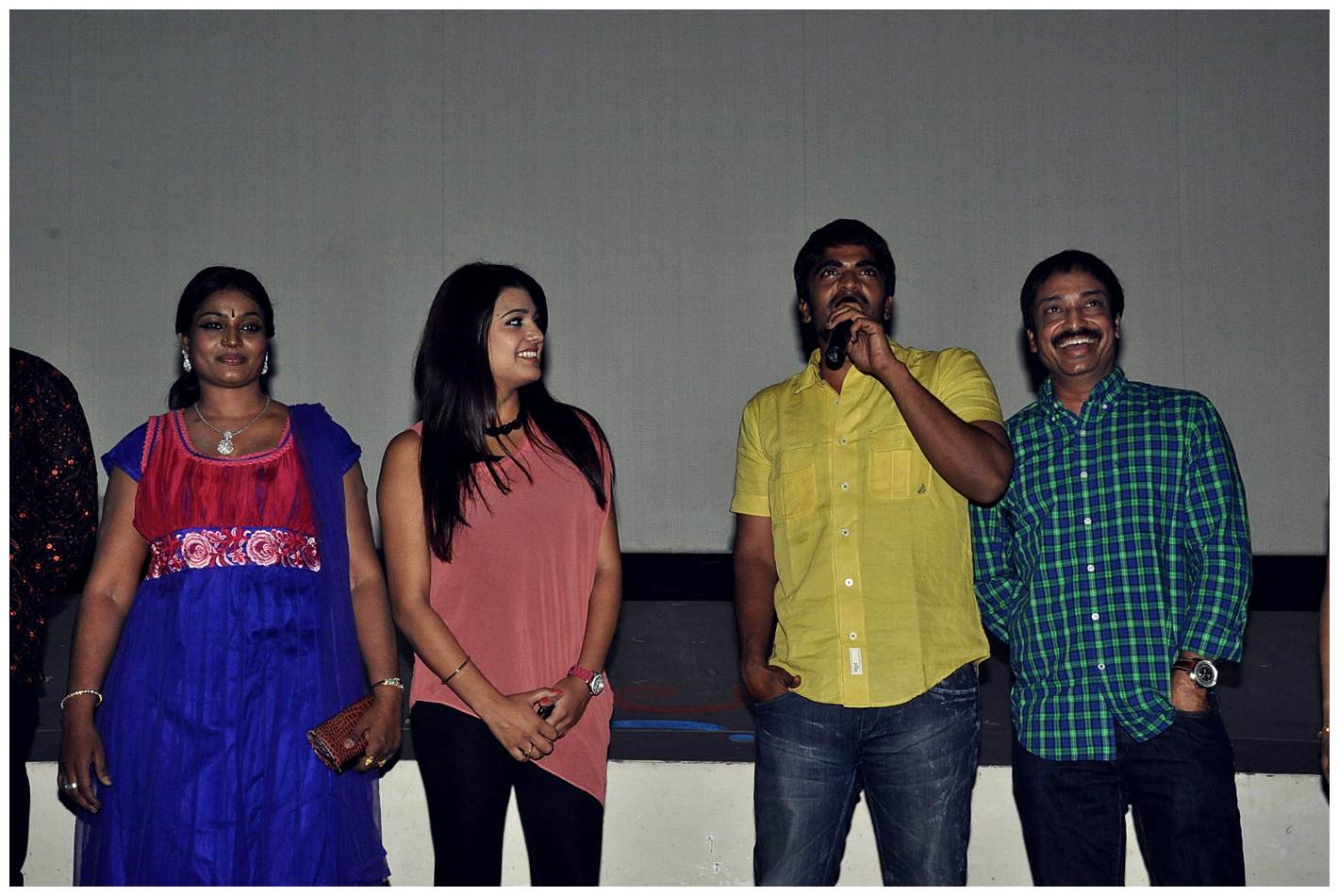 Gola Seenu Movie team in Usha Mayuri Theater Pictures | Picture 429600