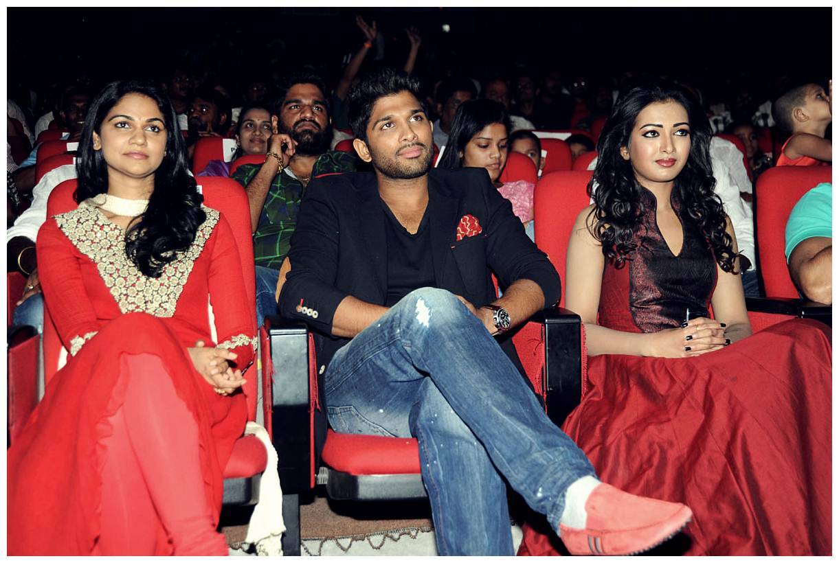 Iddarammayilatho Audio Launch Function | Picture 443333