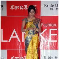 Actress Vitika at Kalanikethan Bride & Groom Collection 2013 Pictures | Picture 442394