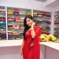 Madhavi Latha - Madhavi Latha Launches Sree Parinaya Designer Showroom Photos | Picture 533592