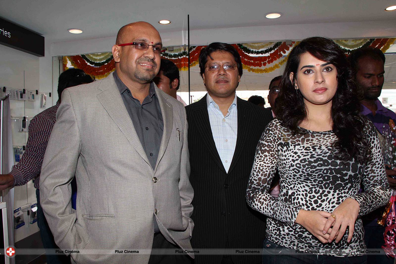 Archana Launches Samsung Plaza by Pai International Electronics Ltd Photos | Picture 545021
