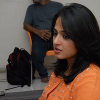 Anushka Shetty Interview Photos | Picture 385399