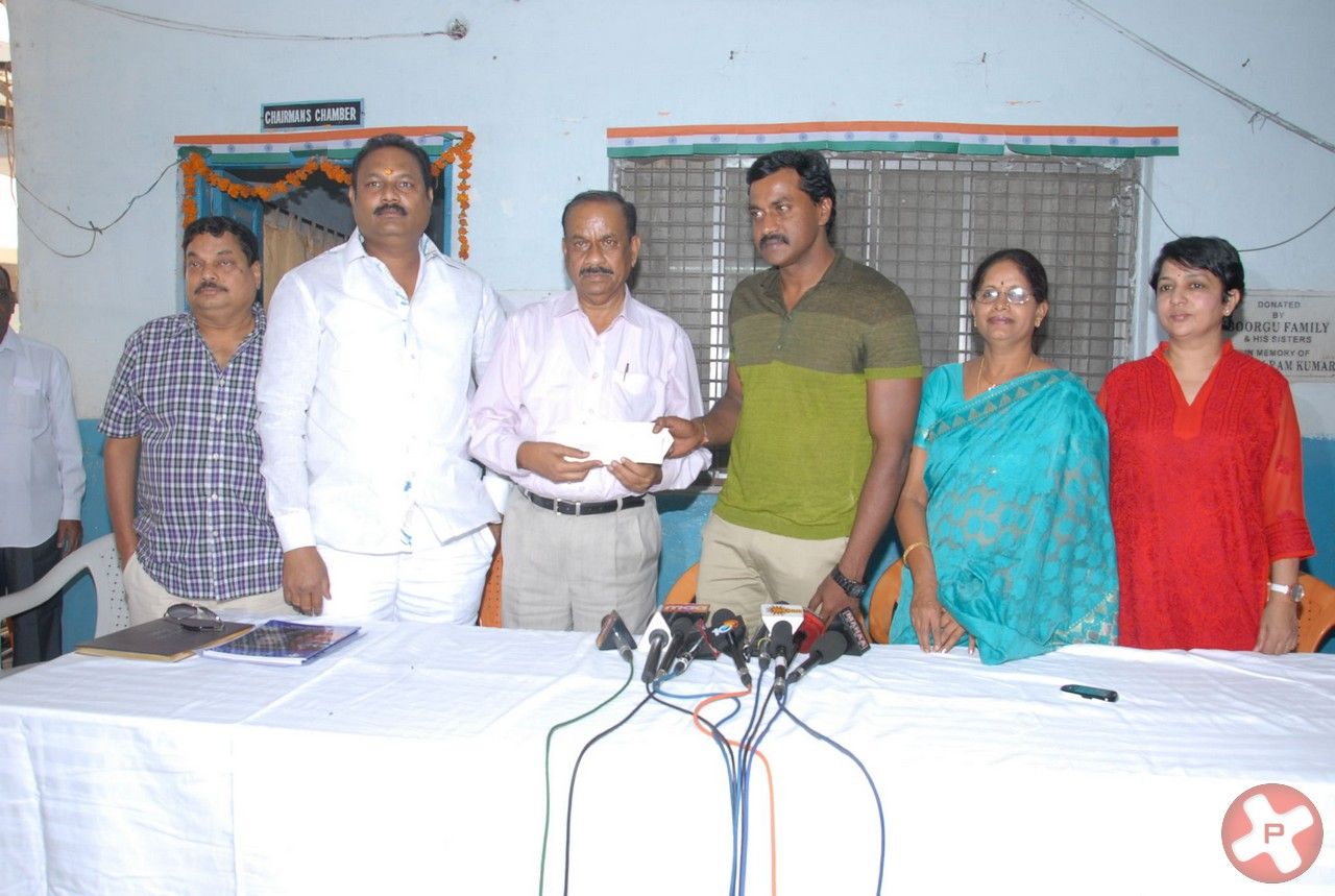 Sunil Birthday celebrations in Devanar Foundation Pictures | Picture 395851