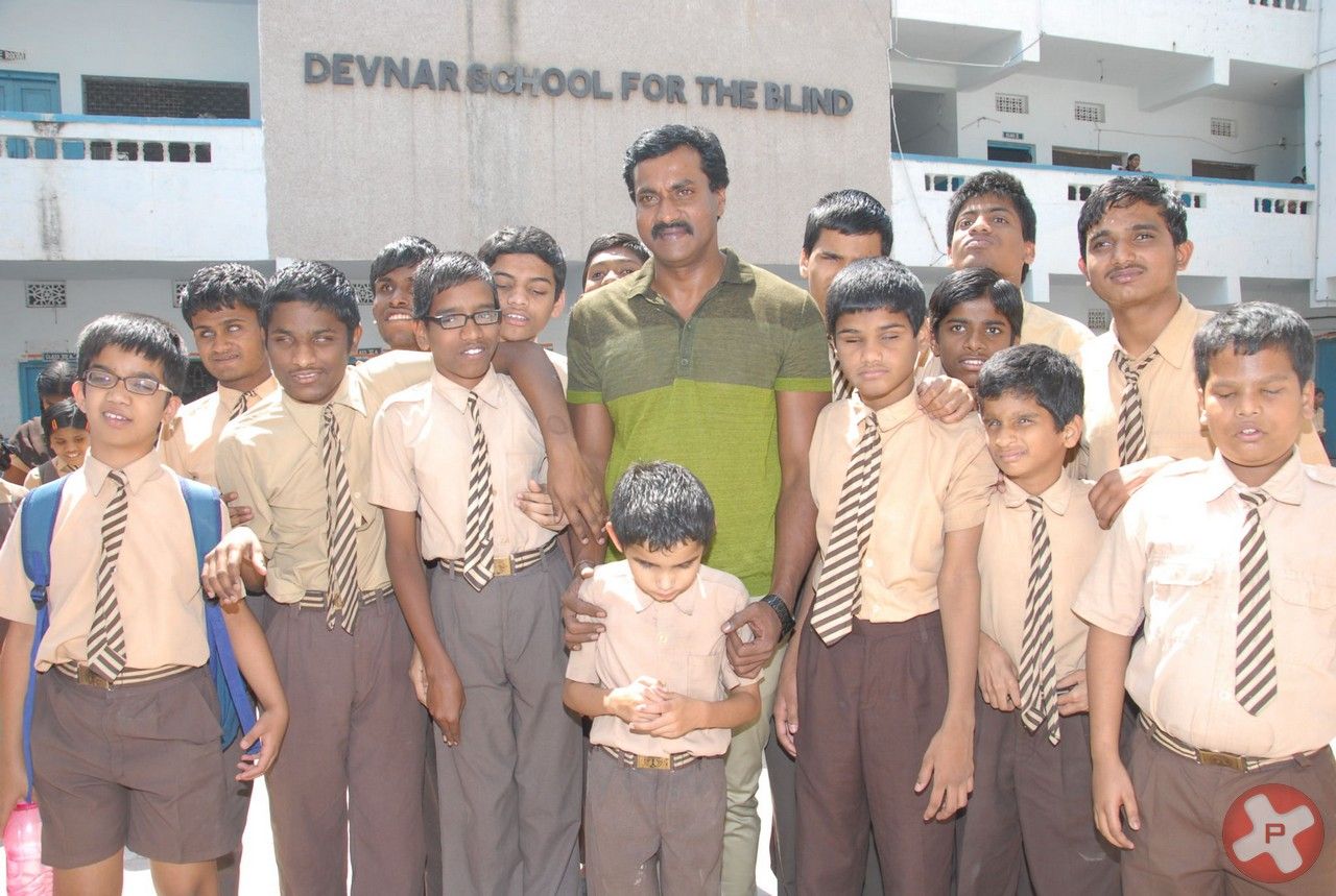 Sunil Birthday celebrations in Devanar Foundation Pictures | Picture 395864