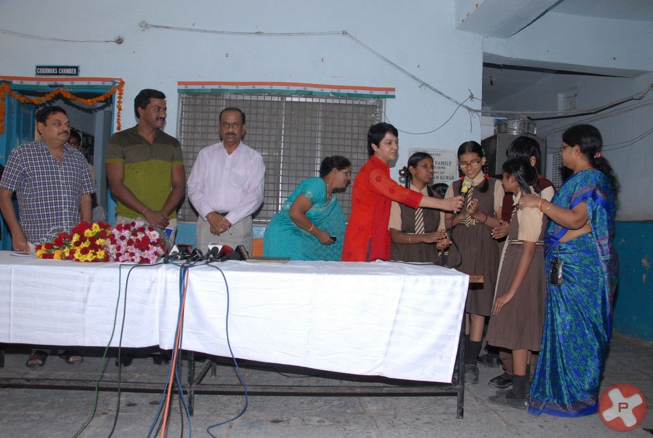 Sunil Birthday celebrations in Devanar Foundation Pictures | Picture 395882
