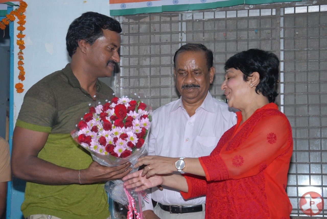 Sunil Birthday celebrations in Devanar Foundation Pictures | Picture 395883