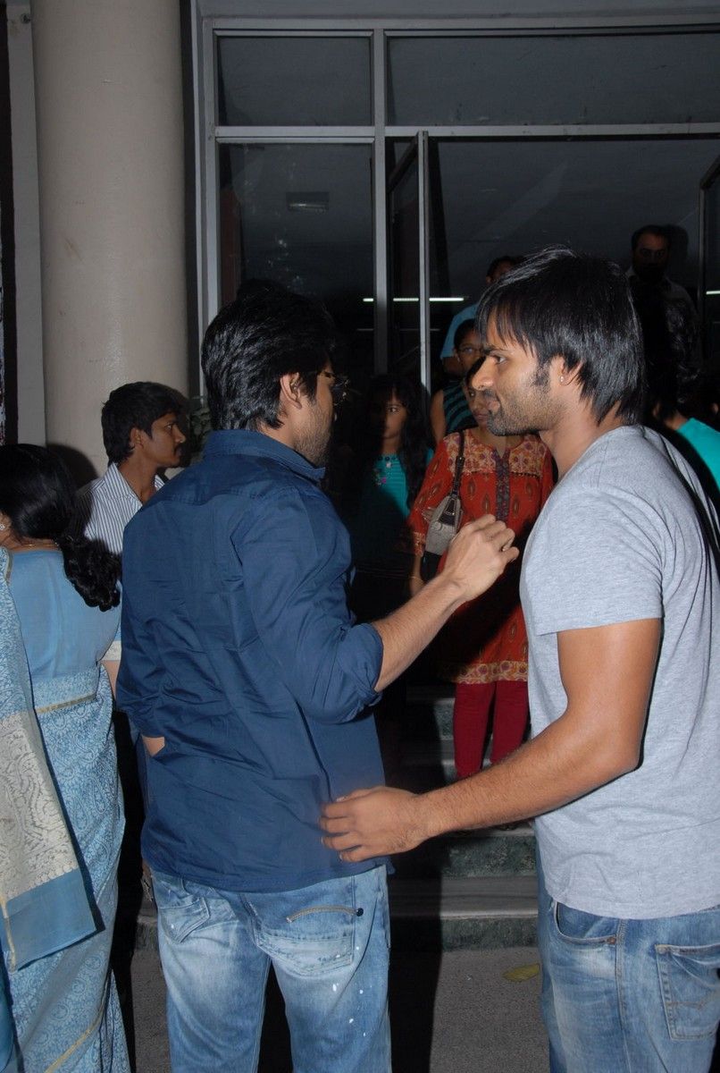 Nayak Movie Premier Show Pictures | Picture 359315