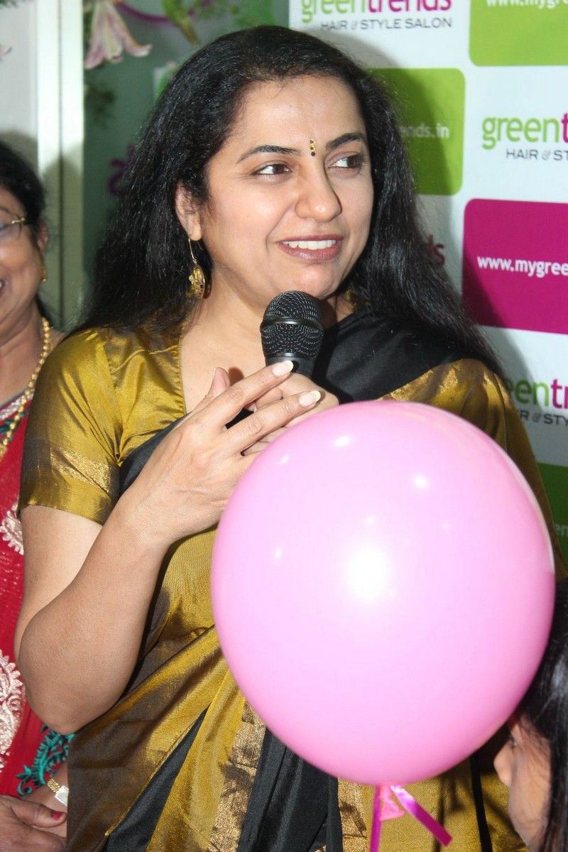Suhasini Maniratnam - Suhasini Inuagurate 97th Green Trends Salon Pictures | Picture 366574