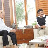 Chiru Meets to Ramanaidu Pictures | Picture 370020