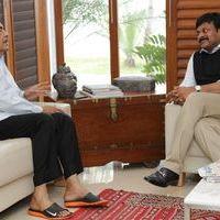 Chiru Meets to Ramanaidu Pictures | Picture 370025