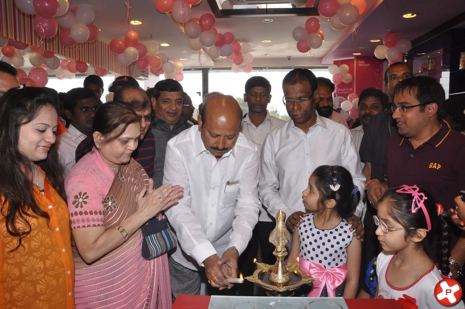 Cream Stone Parlour Launched By A K Khan At Kukatpally Pictures | Picture 370117