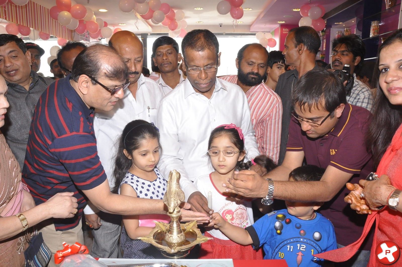 Cream Stone Parlour Launched By A K Khan At Kukatpally Pictures | Picture 370135