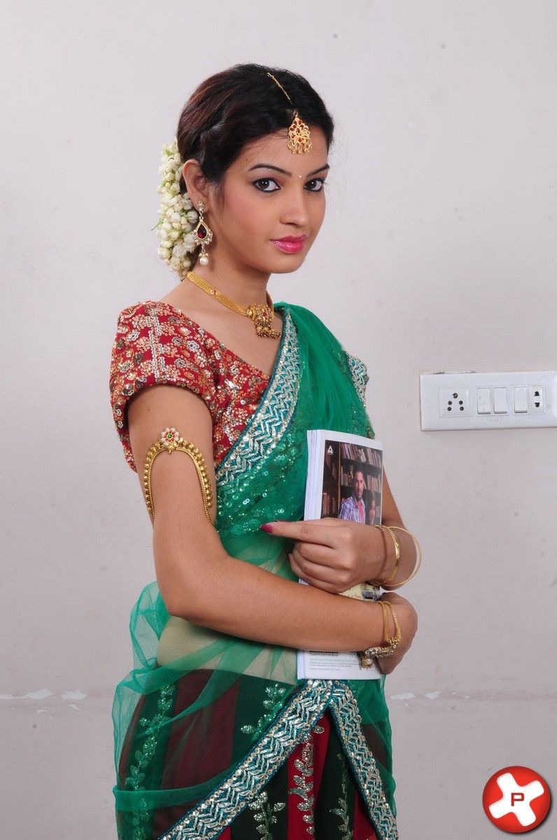 Deeksha Panth in Saree Stills | Picture 372342