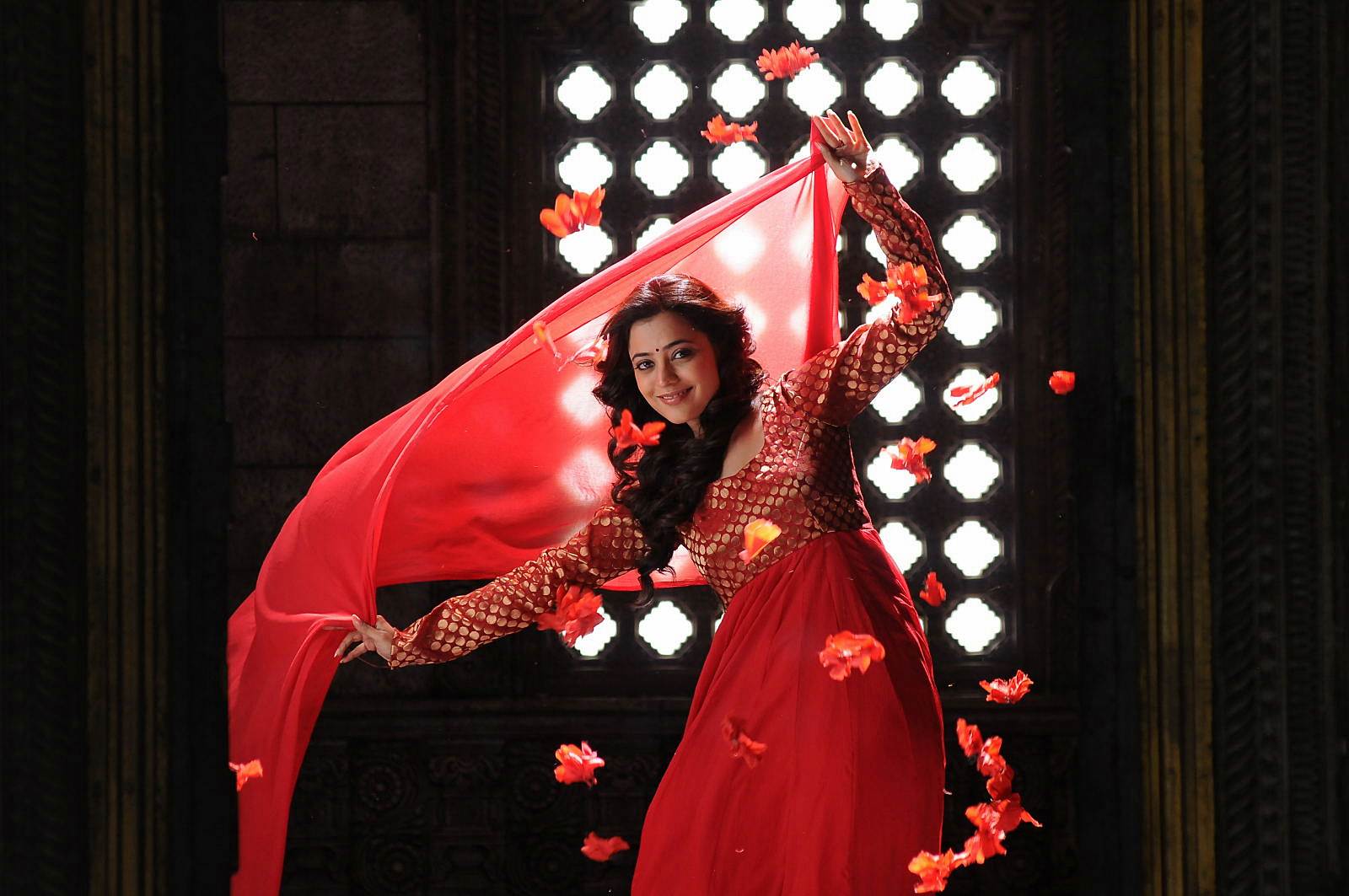 Nisha Agarwal - Saradaga Ammayitho Movie Song Photos | Picture 503609