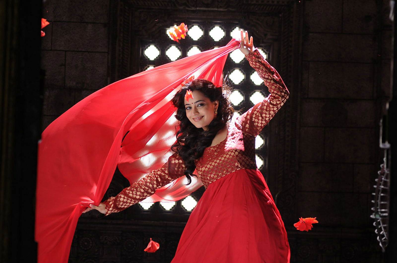 Nisha Agarwal - Saradaga Ammayitho Movie Song Photos | Picture 503675